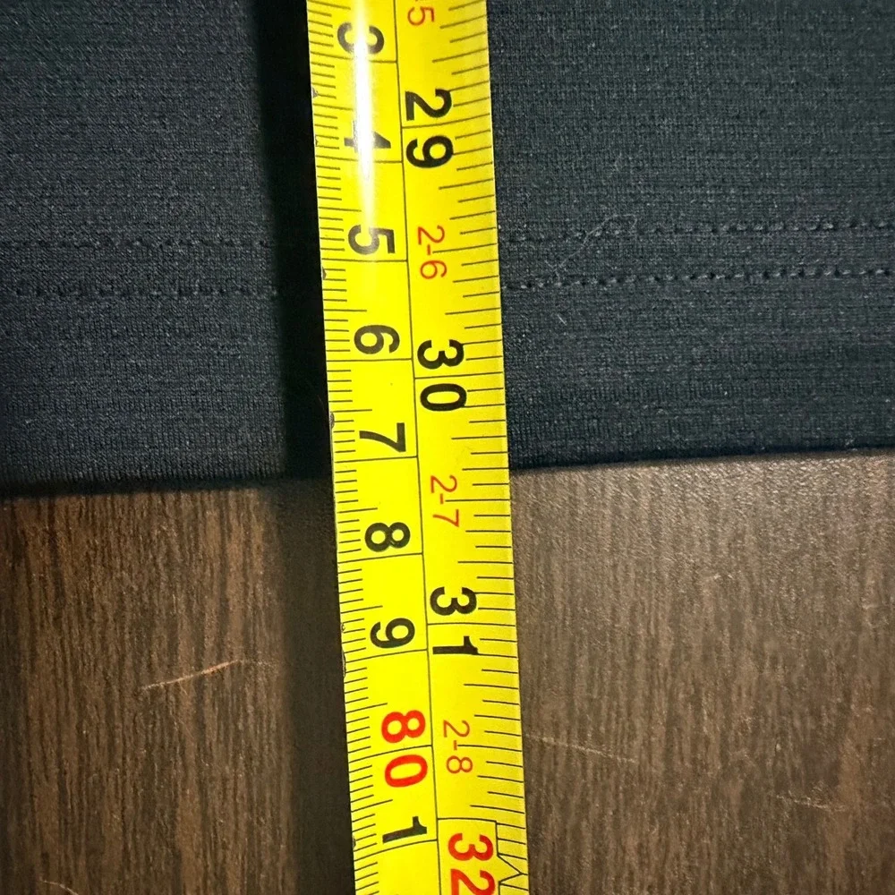 Greg Norman Play Dry Mens Polo Shirt Medium Black Microfiber Short Sleeve Golf - Picture 8 of 8